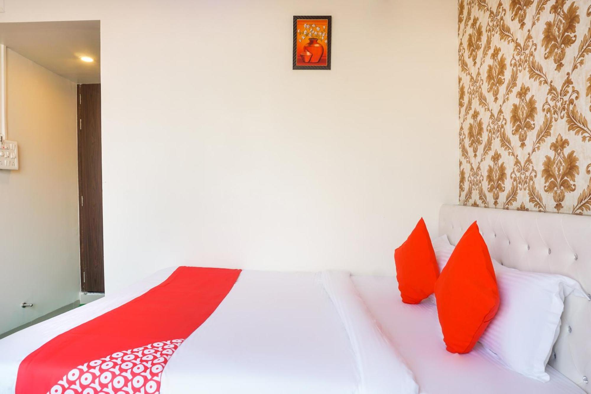Hotel O Nitya Executive Phursungi Exterior photo